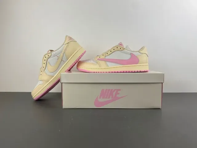 Nike Tênis Lifestyle Bege e Rosa de Couro Superior Baixo 14