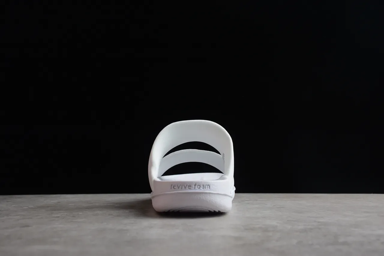 Nike Benassi JDI White and Red Slippers 8