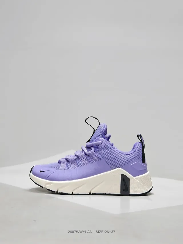 Nike Black and White Lifestyle Sneaker 10