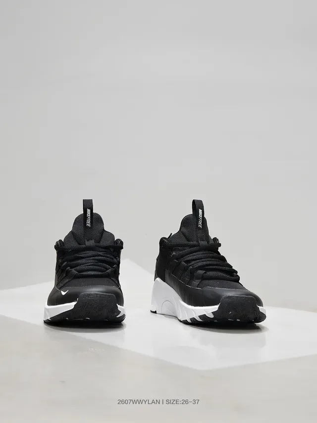 Nike Black and White Lifestyle Sneaker 18
