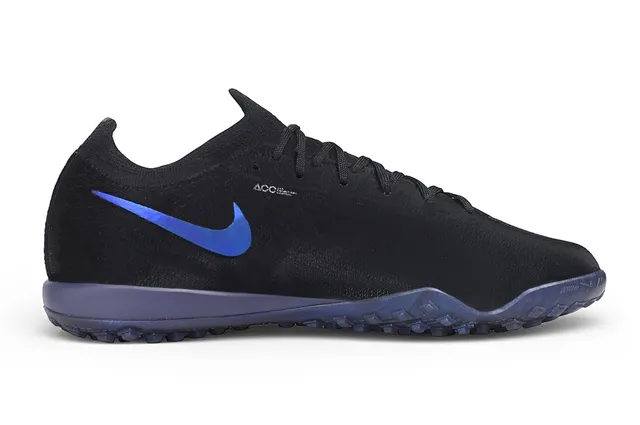 Nike Chaussures de football Noir Bleu avec tige tricotée à emboîtement chaussette et accent Swoosh électrique pour gazon artificiel 6