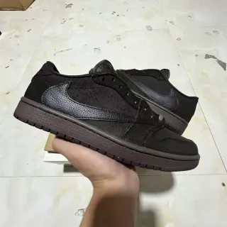 Nike Black Brown Suede And Leather Panel Construction Asymmetrical Overlay Design Lifestyle Sneakers