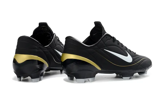 Nike Black Gold Low-Cut Synthetic Upper Molded Studs Firm-Ground Soccer Shoes 5