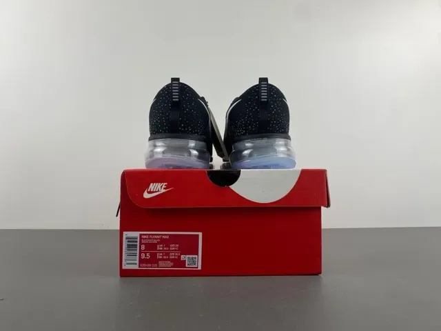 Nike Tênis de Corrida Preto Multicolor Flyknit Upper Full-Length Visible Air Unit 17