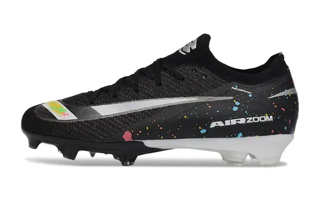 Nike Chaussures de football noir multicolore basse avec tige à la cheville supérieur tricot texturé construction sol ferme 8