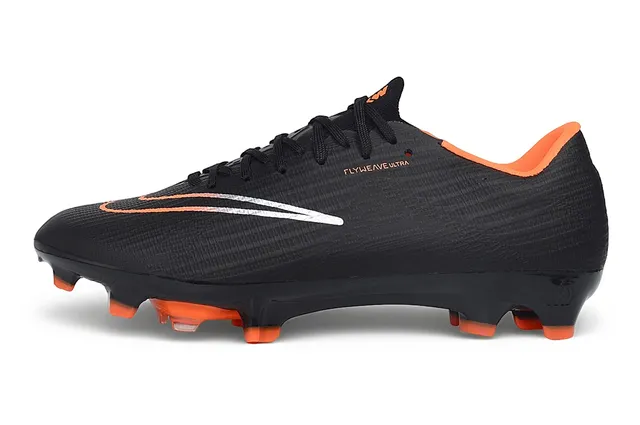 Nike Noir et Orange Flyweave Knit Upper Air Zoom Speed Plate Chaussures de football pour terrain ferme 4