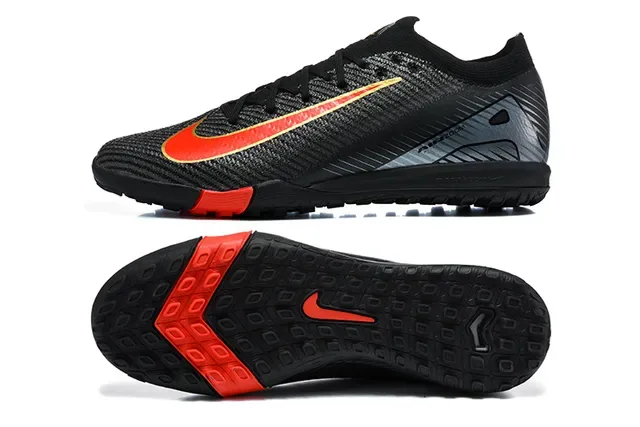 Nike Chaussures de football turf avec empeigne tricotée noir et rouge coupe basse 9