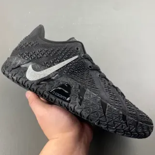 Nike 黑色银色针织鞋面 几何纹理外底 篮球鞋