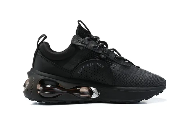 Nike Black Transparent Monochrome Mesh Upper Visible Heel Air Unit Lifestyle Sneakers 5