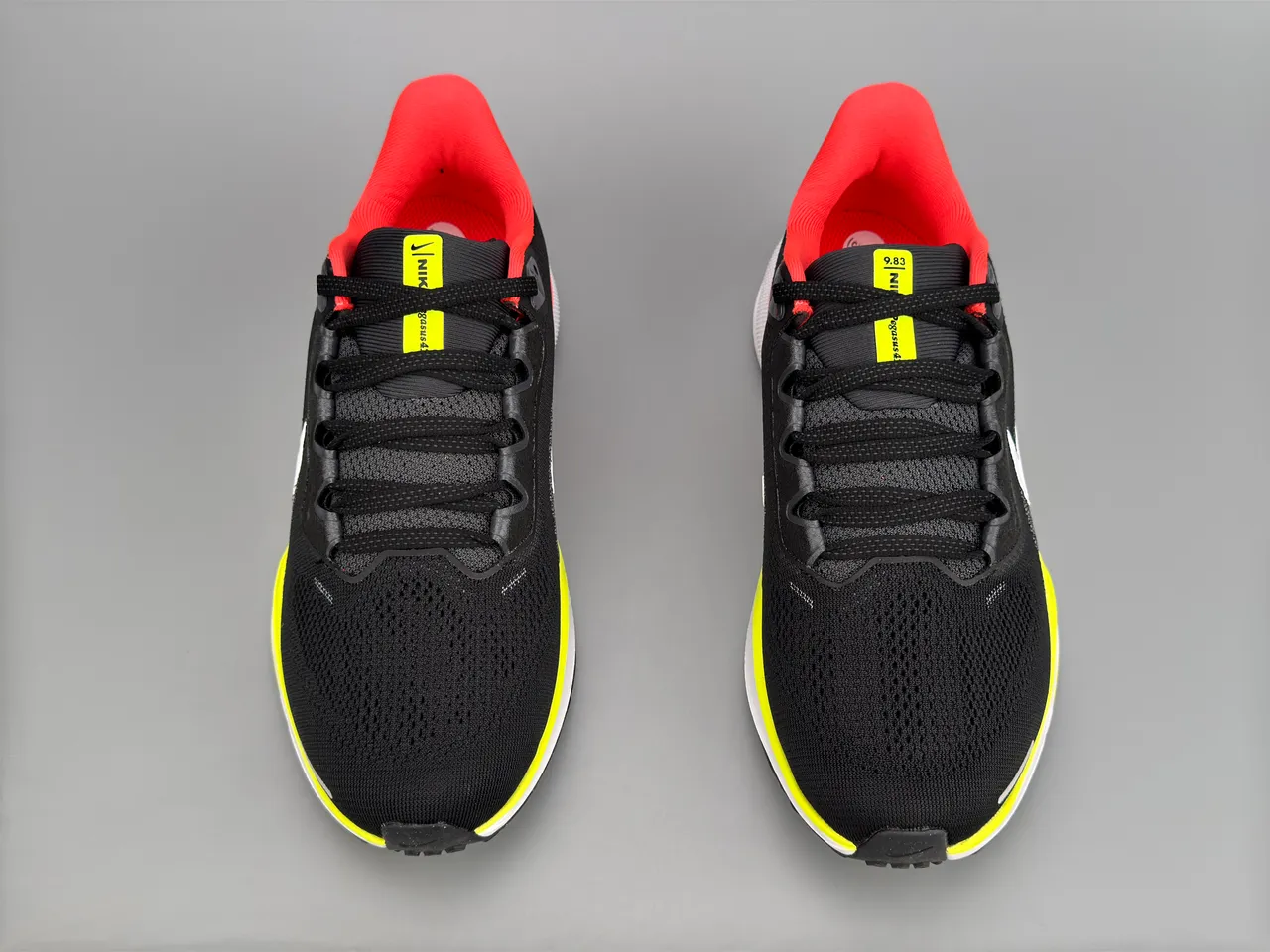 Nike Black Yellow Engineered Mesh Upper Air Zoom Cushioning Running Shoes 7