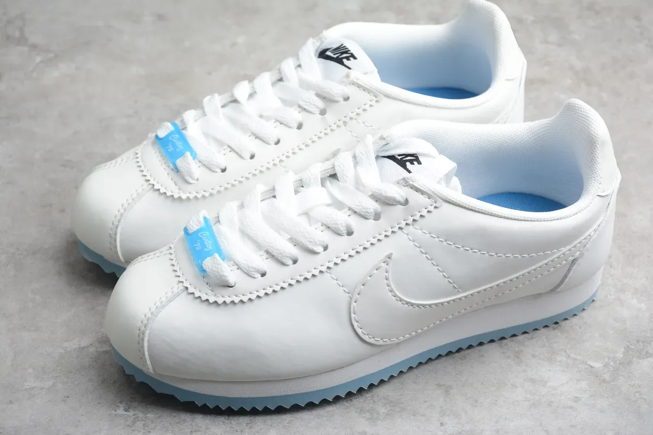 Nike Cortez সাদা ও হালকা নীল লাইফস্টাইল স্নিকার 9