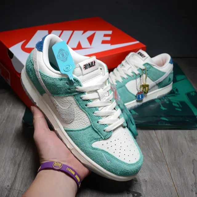 Nike Dunk Low Turquoise Green Suede Lifestyle Sneakers 2