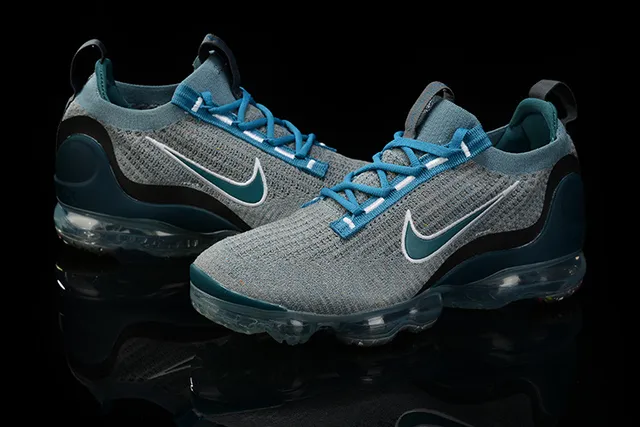 Nike Gray Blue Knit Upper Visible Air Unit Sole Lifestyle Sneakers 6