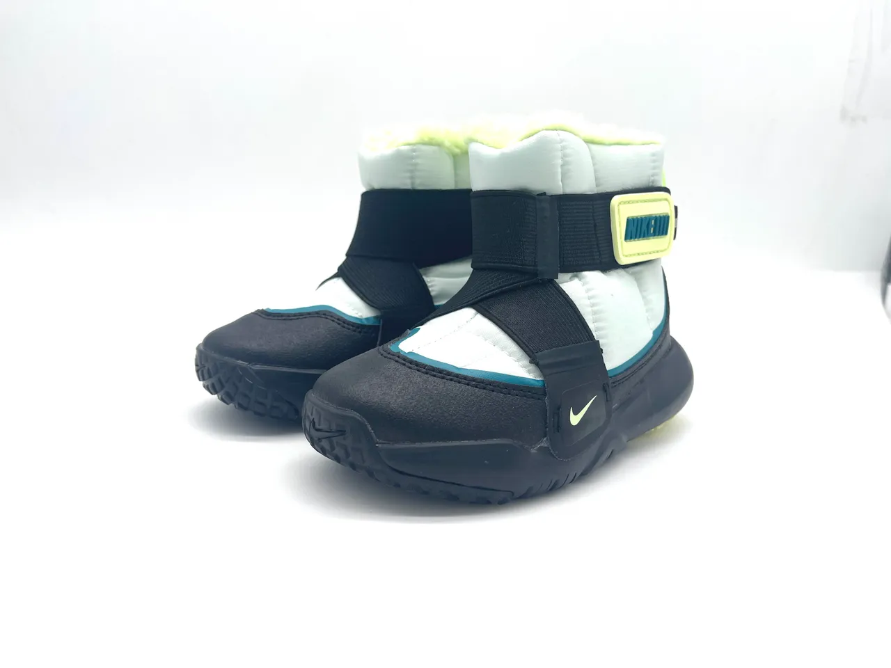 Nike Bottes de Neige Gris Marine Isolées Matelassées Tige Ajustable Boucle de Sangle 9