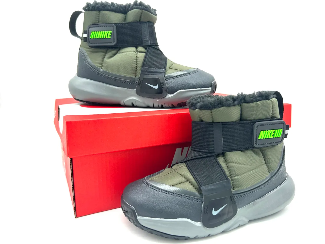 Nike Bottes de Neige Gris Marine Isolées Matelassées Tige Ajustable Boucle de Sangle 21
