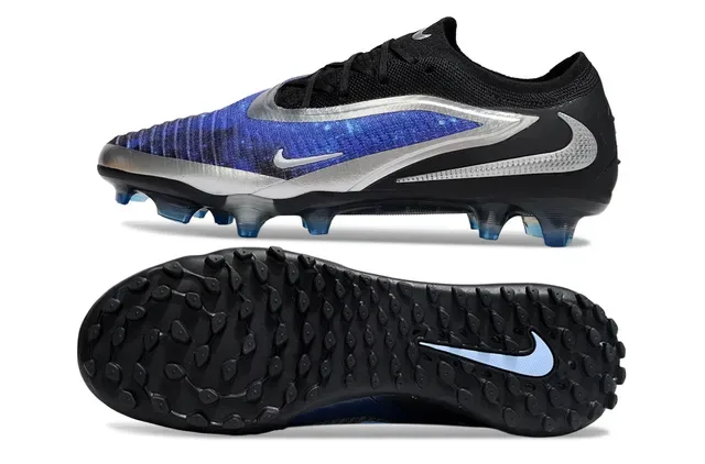Nike Gripknit Preto/Azul Chuteiras de futebol turf com construção de upper em knit 6