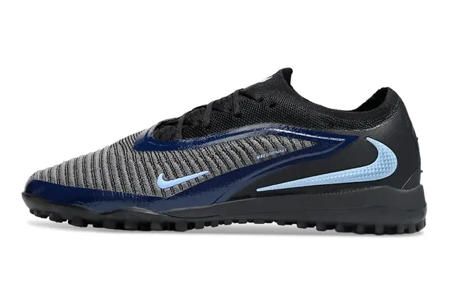 Nike Gripknit Preto/Azul Chuteiras de futebol turf com construção de upper em knit 7
