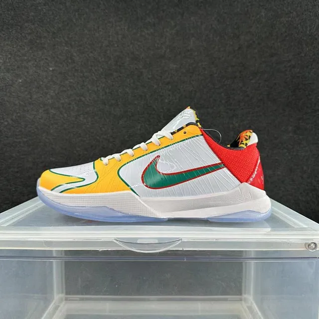 Nike Kobe IV Multicolor Basketball Shoes 1