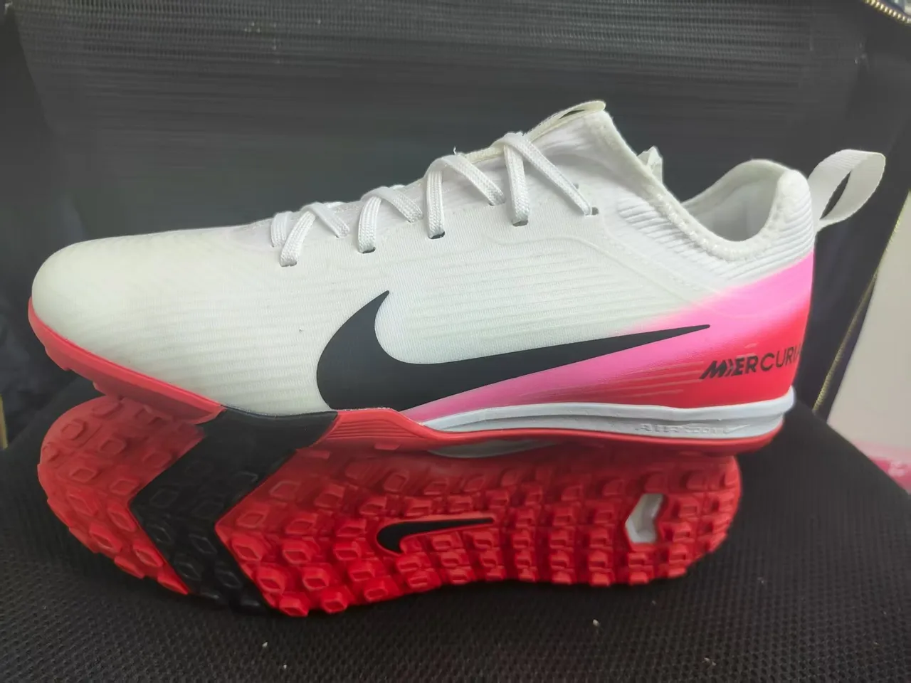 Nike Mercurial Turf Chaussures de football turf blanc rouge rose gradient 16