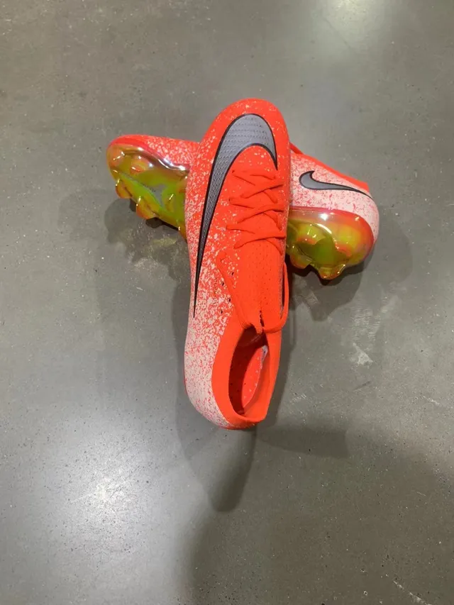 Nike Mercurial Vapor Firm-Ground Soccer Shoes 3