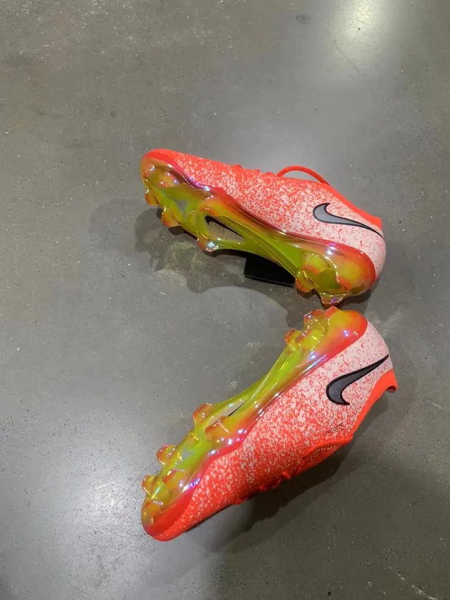 Nike Mercurial Vapor Firm-Ground Soccer Shoes 4