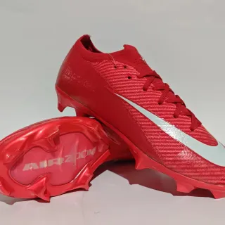 Nike Mercurial Vapor Red Low-Cut Firm-Ground Soccer Shoes