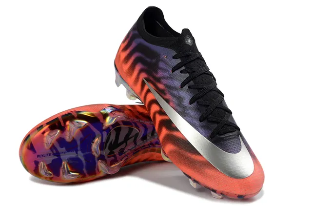 Nike Multicolor Silver Low-Cut Knit Upper Iridescent Translucent Sole Firm-Ground Soccer Shoes 4