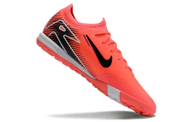 Nike Zapatos de fútbol turf naranja y negro de corte bajo con cuello de tipo calcetín 2