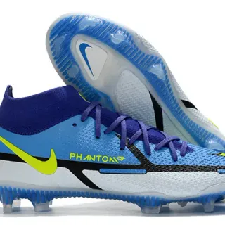 Nike Phantom GT 硬地足球鞋