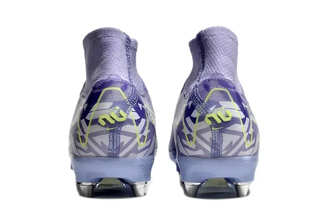 Nike Phantom GT Sapatos de futebol Roxo e Verde Punho alto tipo meia Upper em malha Para grama firme 4