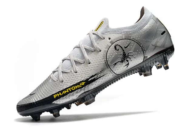 Nike Phantom GT Argent Noir Jaune Terrain ferme Chaussures de football 4