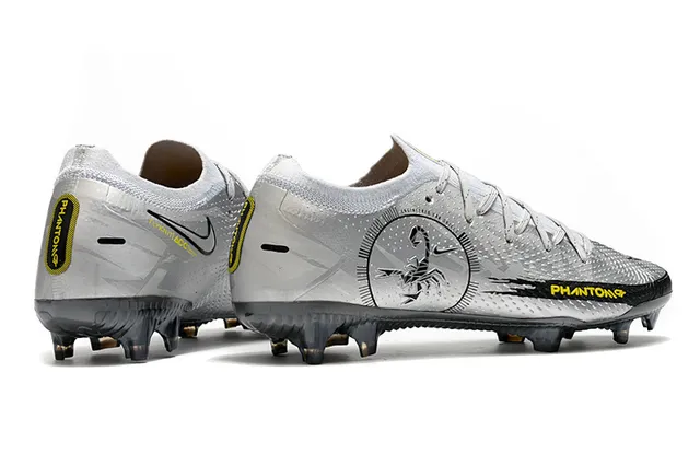 Nike Phantom GT Argent Noir Jaune Terrain ferme Chaussures de football 7