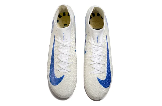 Nike Phantom GT White Blue High-Cut Sock-Fit Upper Graphic Overlay Firm-Ground Soccer Shoes 2