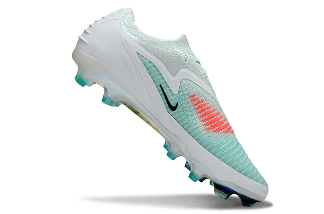 Nike Phantom GT White Green Low-Cut Knit Upper Asymmetric Lacing Firm-Ground Soccer Shoes 2