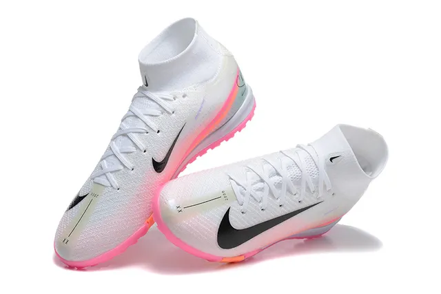 Nike Phantom GT Blanc Rose Sock-Fit Collar Flyknit Upper Gazon Chaussures de football 3