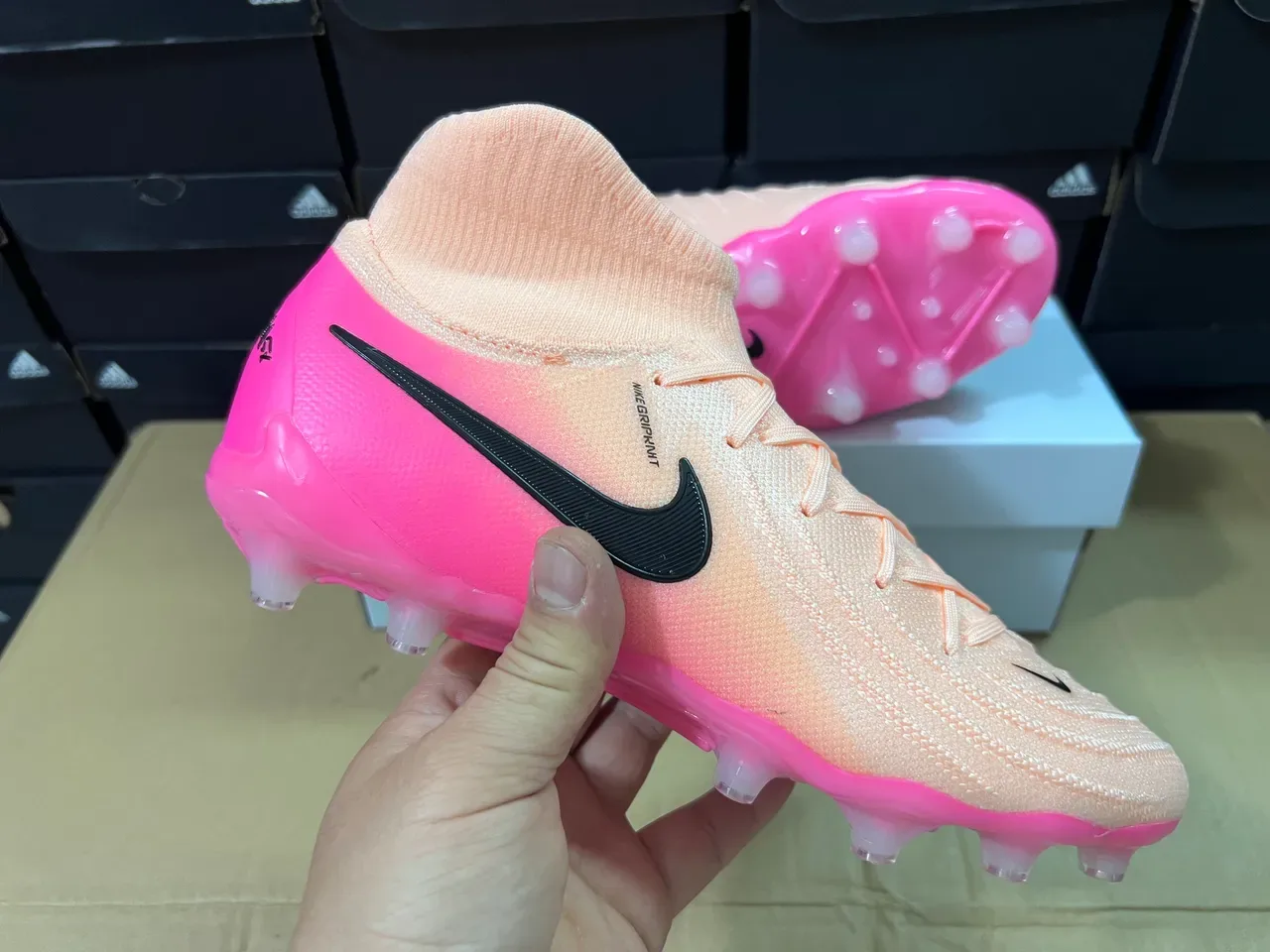 Nike Pink Beige High-Cut Sock-Fit Collar Gradient Upper Firm-Ground Soccer Shoes 3