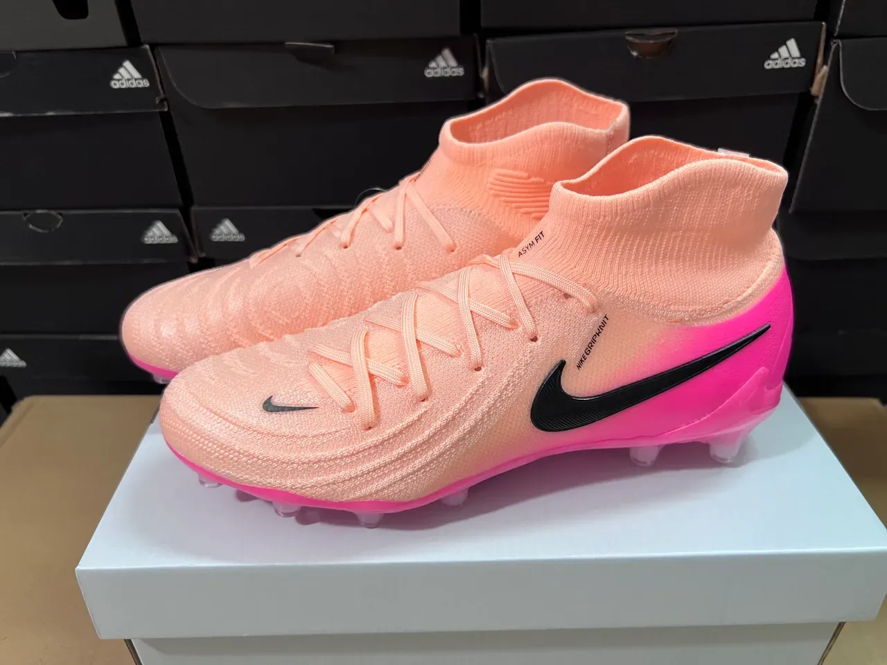 Nike Pink Beige High-Cut Sock-Fit Collar Gradient Upper Firm-Ground Soccer Shoes 8