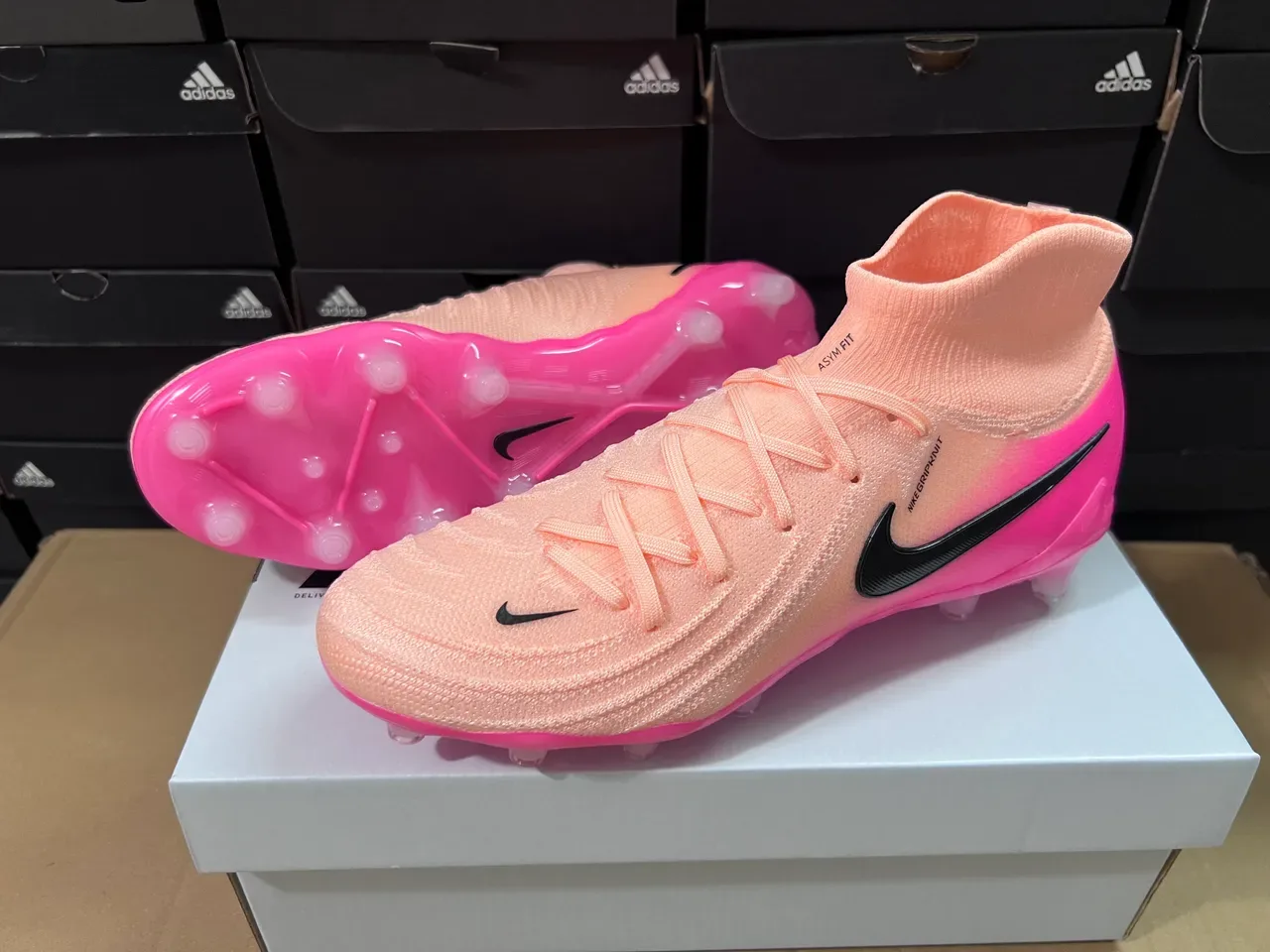 Nike Pink Beige High-Cut Sock-Fit Collar Gradient Upper Firm-Ground Soccer Shoes 9
