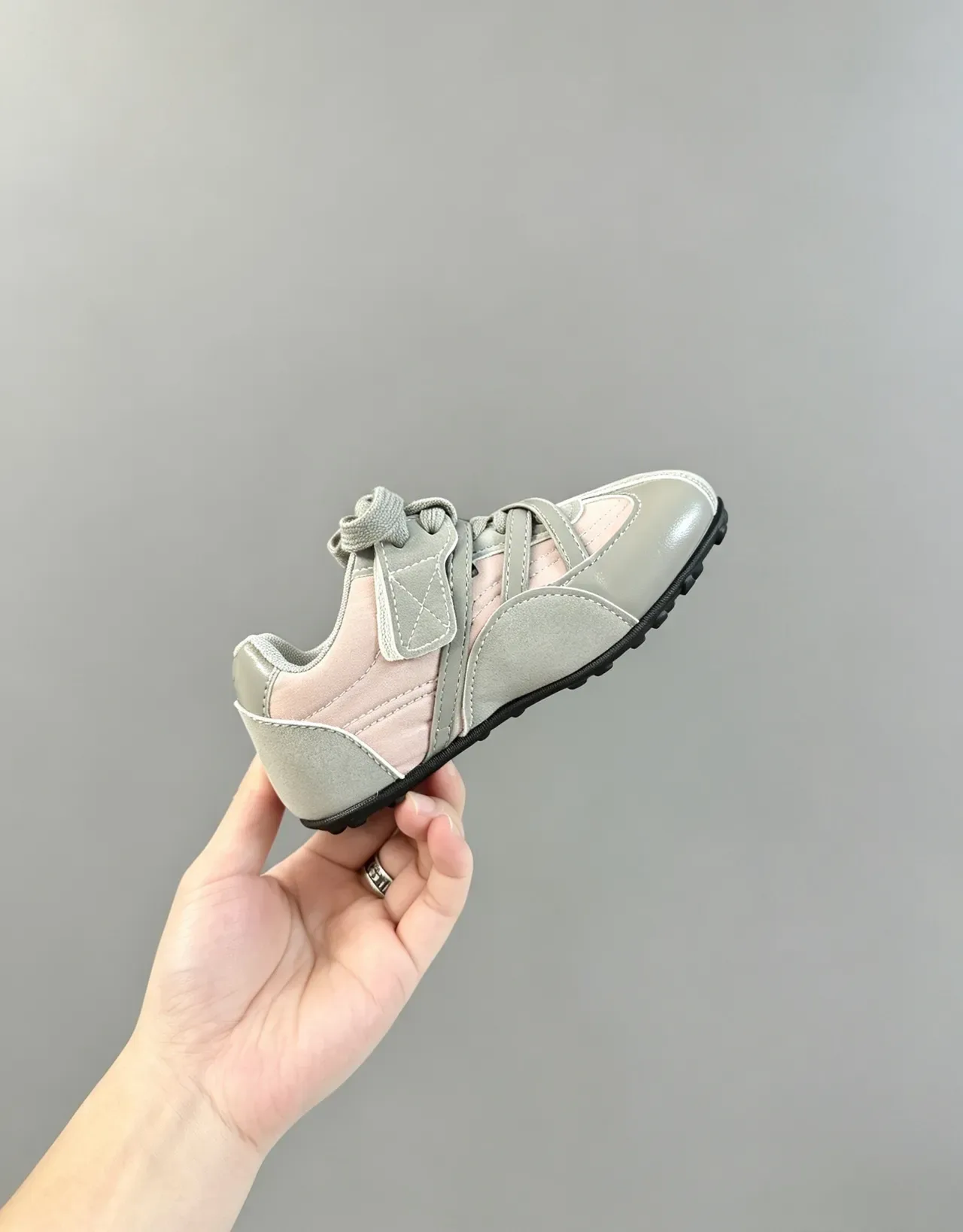 Nike Pink Gray Dual-Buckle Strap Closure Layered Synthetic Overlays Sneakers 8
