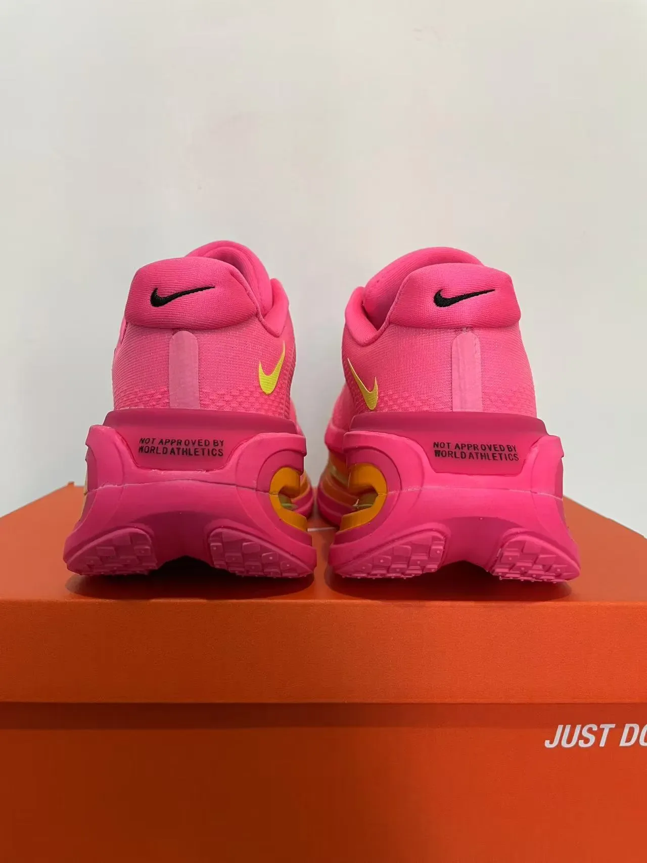 Nike Pink Orange Knit Upper Full-Length Air Zoom Unit Sneakers 4