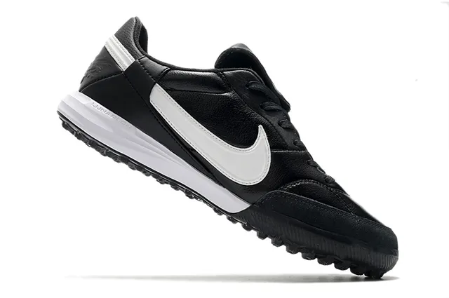 Nike Premier Turf Noir et Blanc Chaussures de football Turf 3
