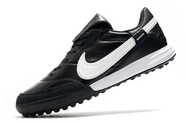 Nike Premier Turf Noir et Blanc Chaussures de football Turf 4