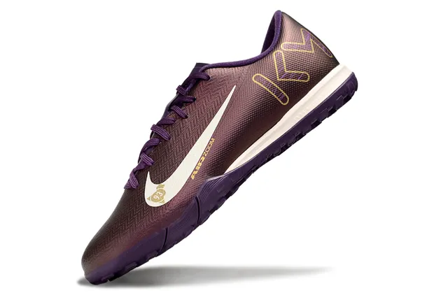 Nike Violet et Or Chaussures de Football Turf Haut en Tricot Lacets Asymétriques 3