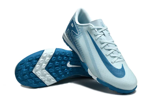 Nike Chaussures de football turf à coupe basse avec upper en maille synthétique violet et vert 7