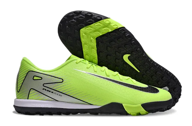 Nike Chaussures de football turf à coupe basse avec upper en maille synthétique violet et vert 13