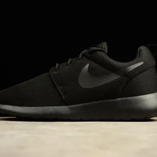 Nike Roshe One Black Lifestyle Sneakers
