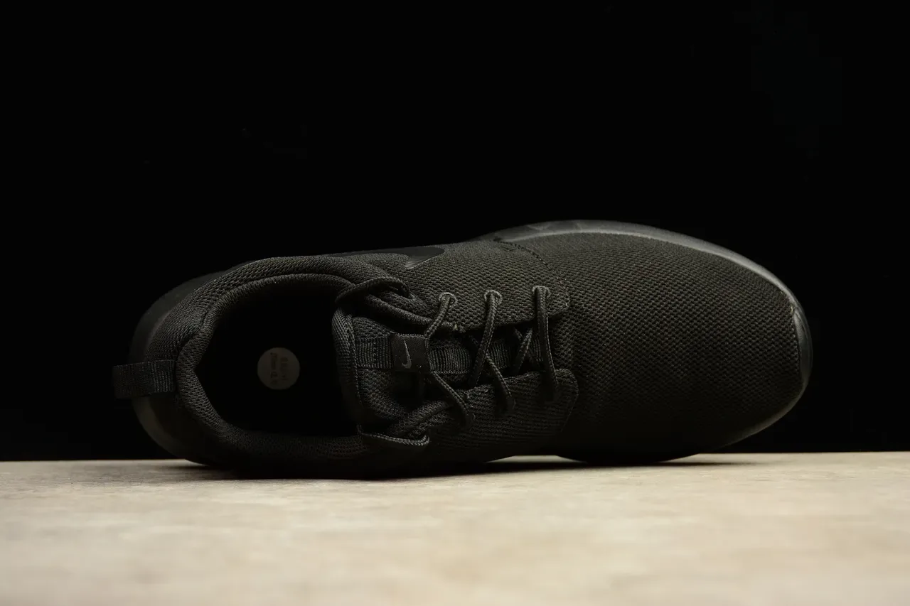 Nike Roshe One Black Lifestyle Sneakers 4