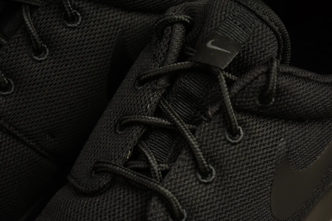 Nike Roshe One Black Lifestyle Sneakers 13