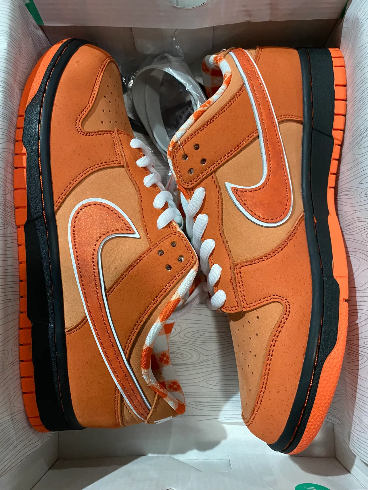 Nike SB Dunk Low Orange Black White Skateboard Shoes 7