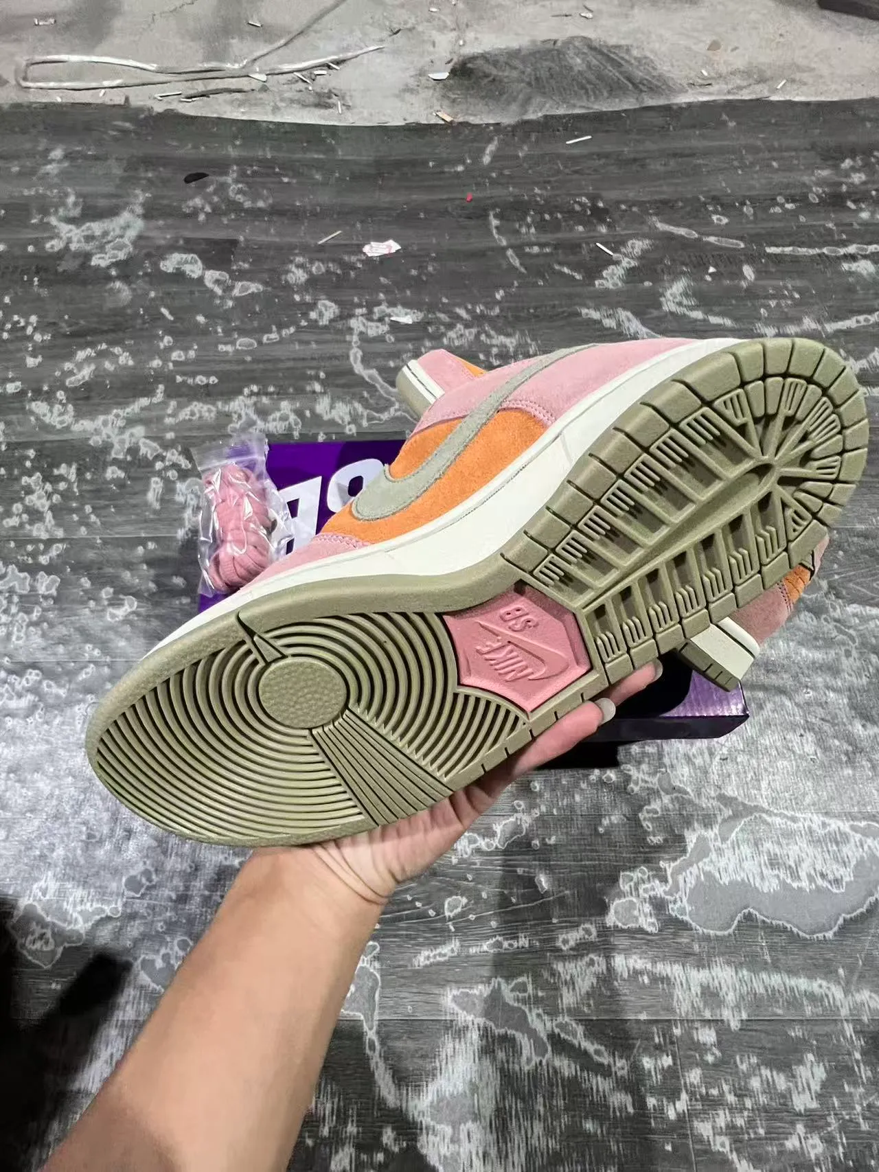 Nike SB Dunk Low Pink Orange Olive Skateboard Shoes 7